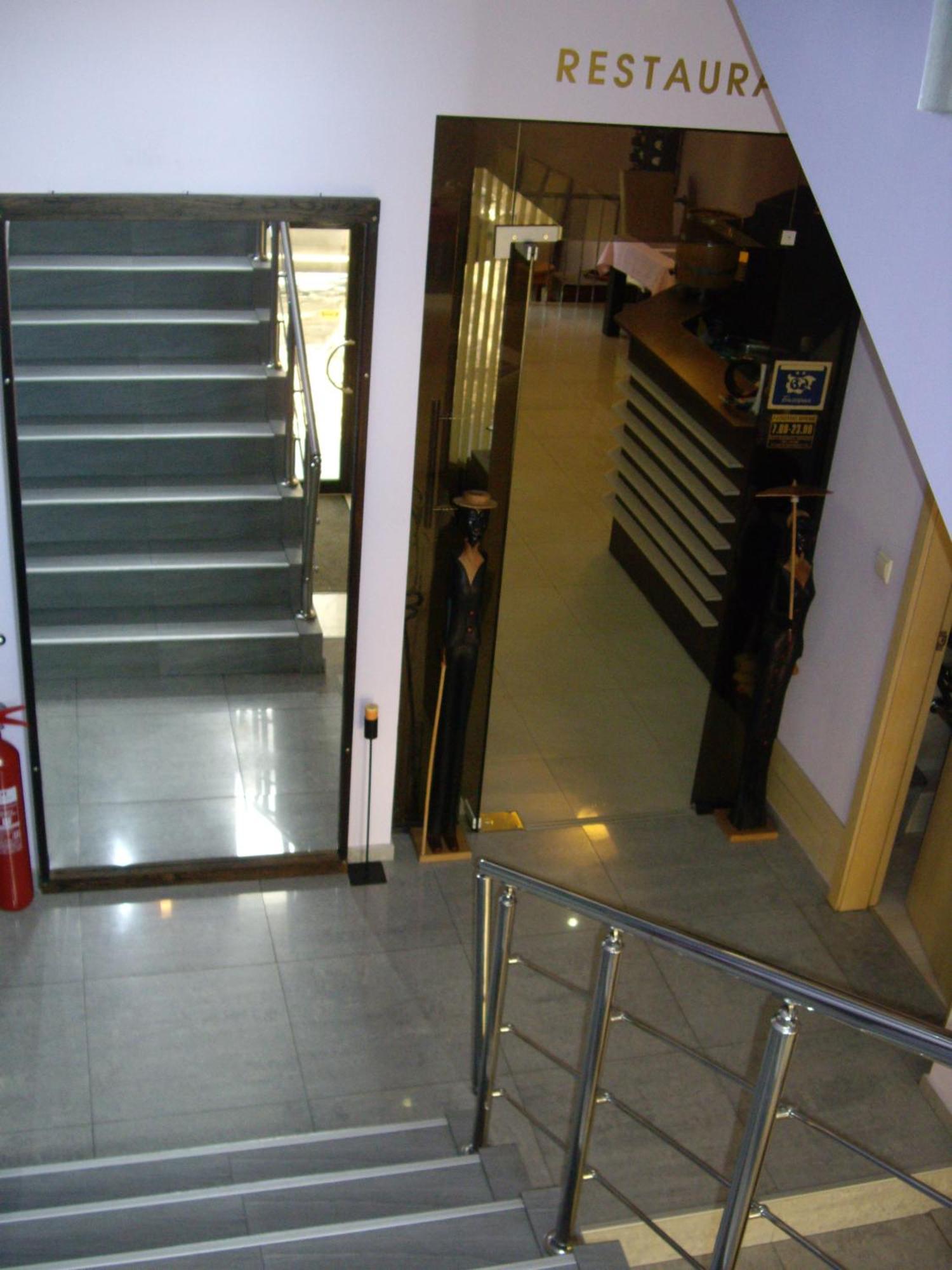 Family Hotel Avramov Vidin Dalaman gambar